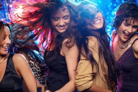 Алкоголь негативно влияет на волосы? Алкоголь негативно влияет на волосы?